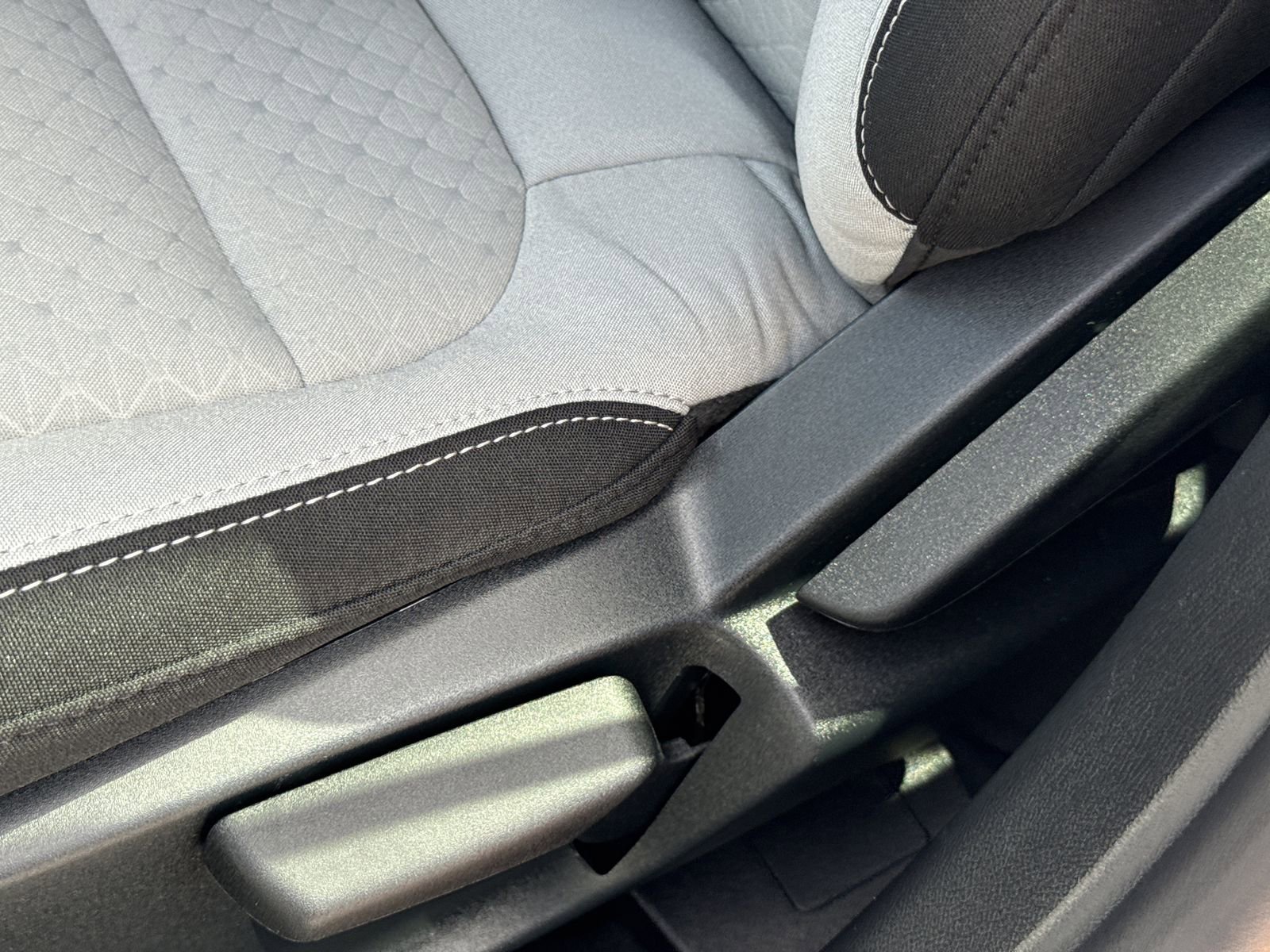 Certified 2026 Ford Escape Active image 21