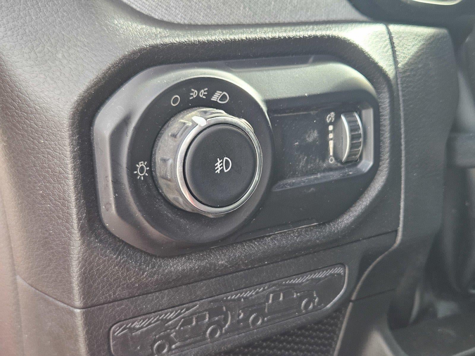 Used 2024 Jeep Wrangler Unlimited Sport AWD/4WD image 15