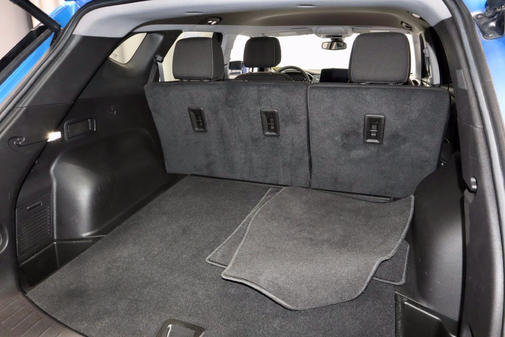 Used 2024 Chevrolet Blazer LT w/ Convenience Package FWD image 13