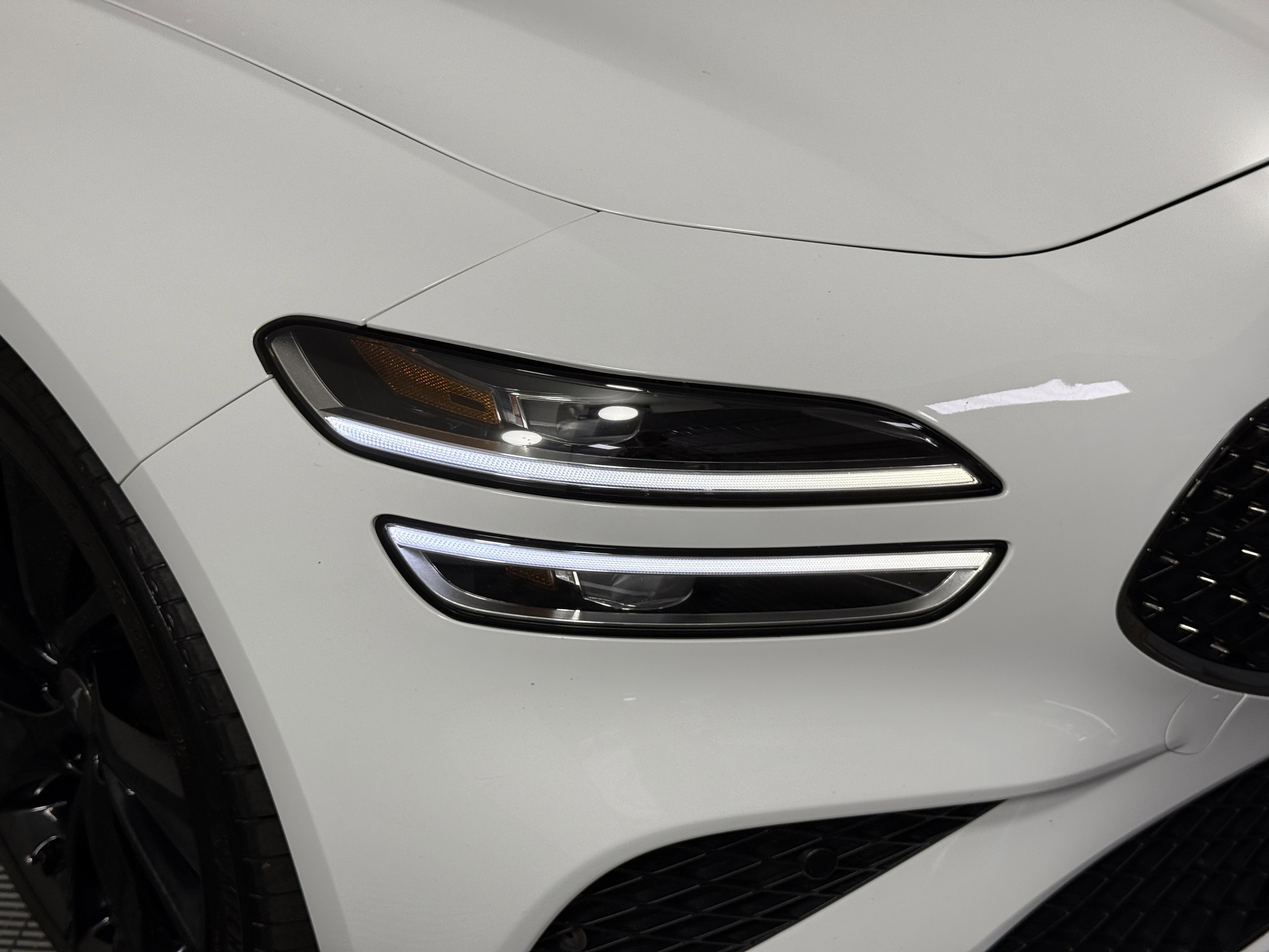 Used 2023 Genesis G70 2.0T w/ Sport Prestige Package image 7