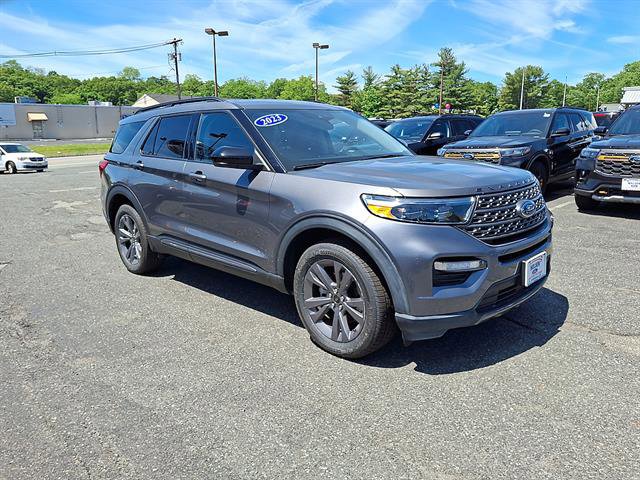 Certified 2023 Ford Explorer XLT w/ Equipment Group 202A AWD/4WD image 12