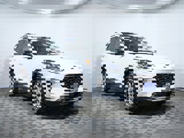 Certified 2022 Ford Escape SE w/ Convenience Package
