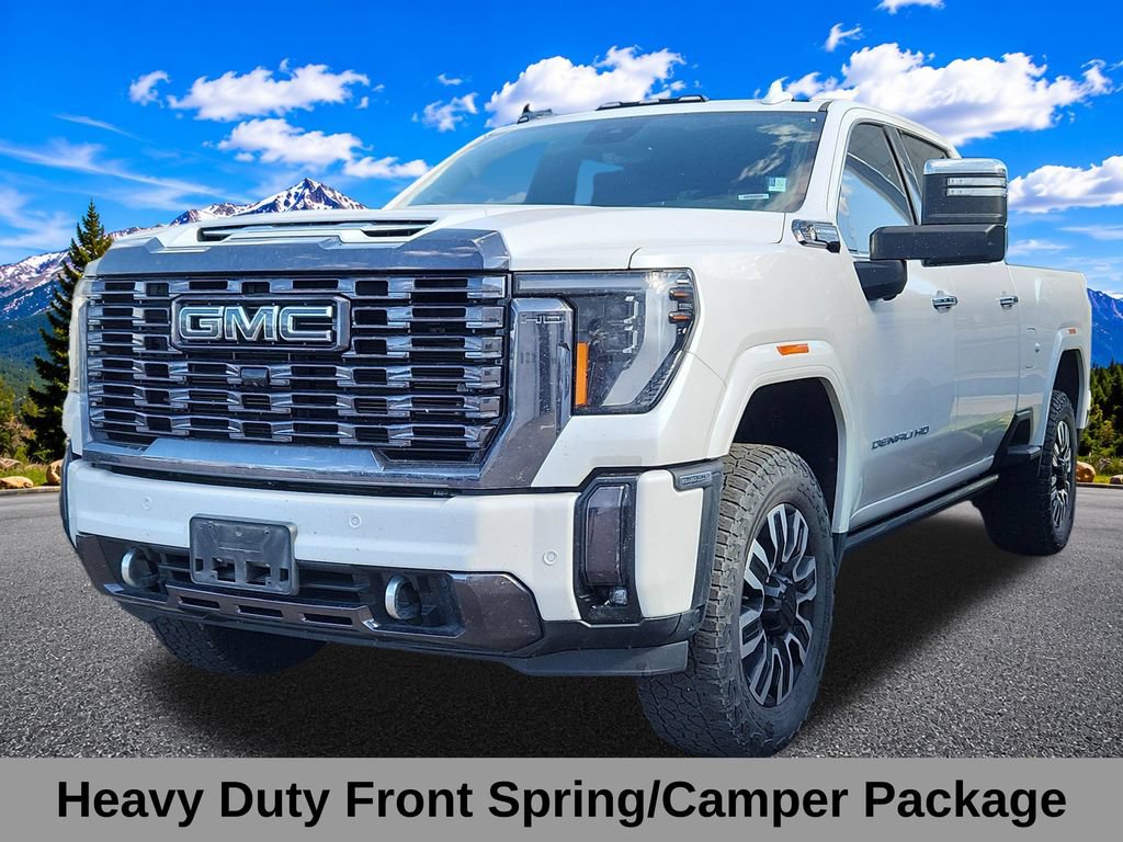 Used 2024 GMC Sierra 3500 Denali Ultimate AWD/4WD image 4