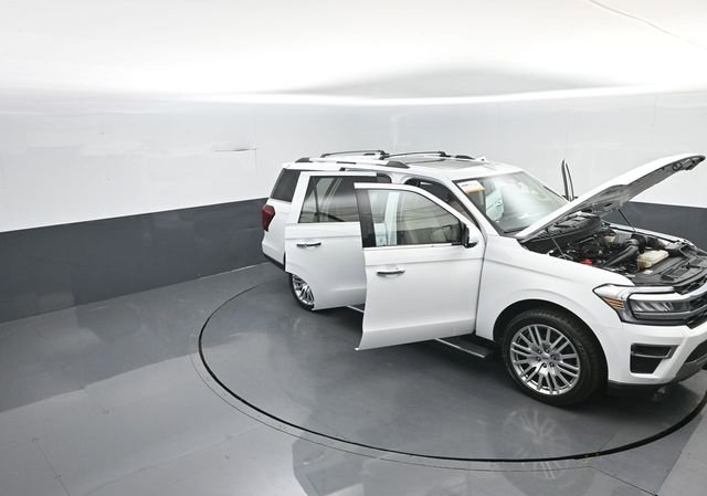 Certified 2024 Ford Expedition Limited image 37
