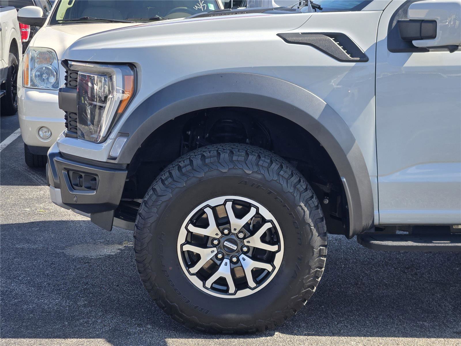 Certified 2023 Ford F150 Raptor AWD/4WD image 9