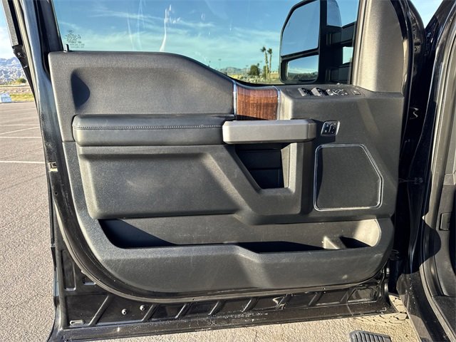 Certified 2017 Ford F250 Platinum image 9
