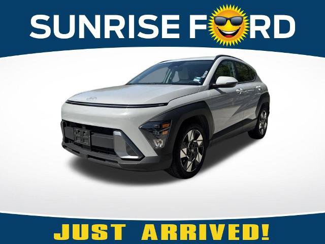 Used 2024 Hyundai Kona SEL FWD image 1
