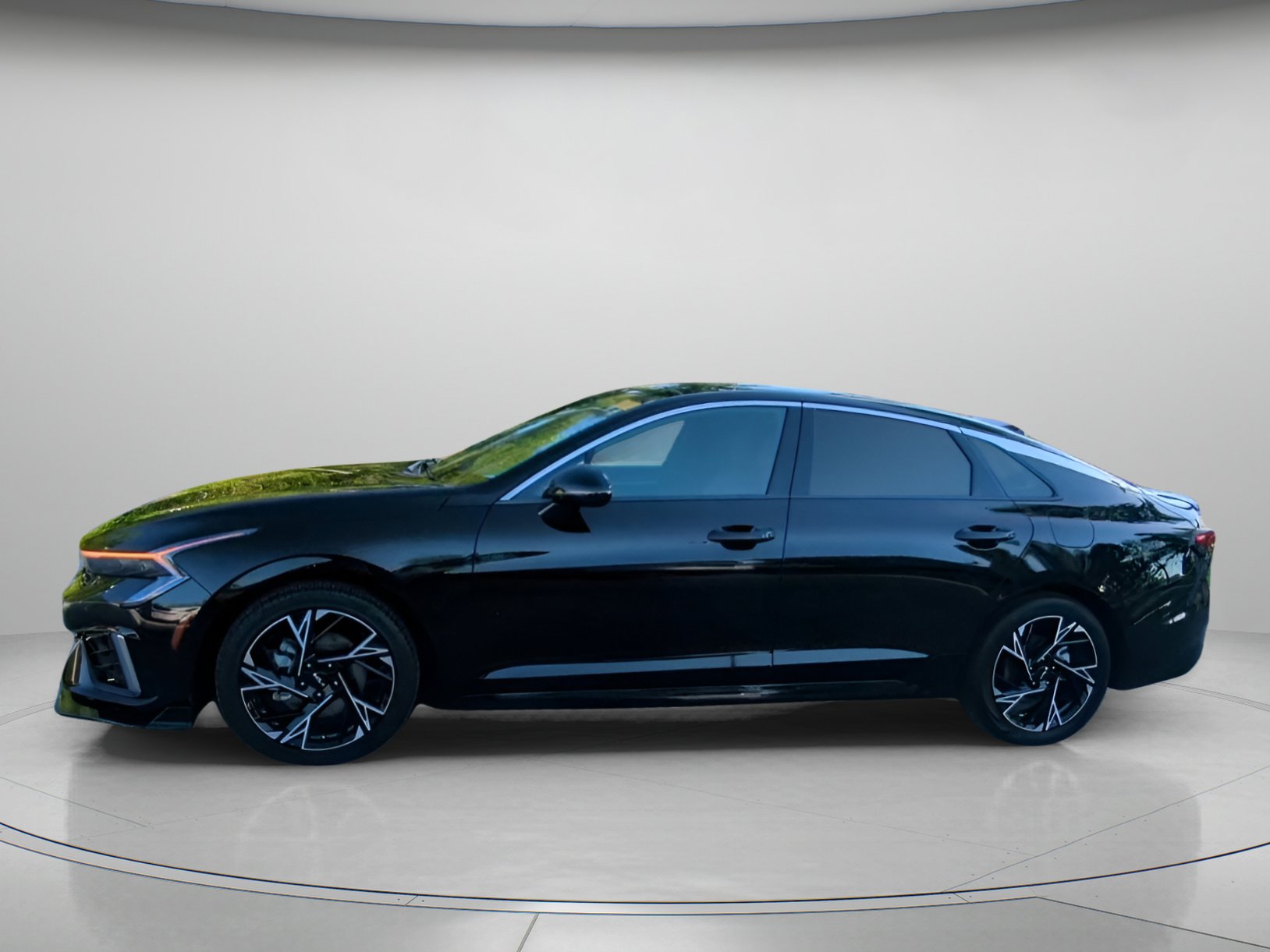 Used 2025 Kia K5 GT-Line w/ GT-Line Premium Package AWD/4WD image 12