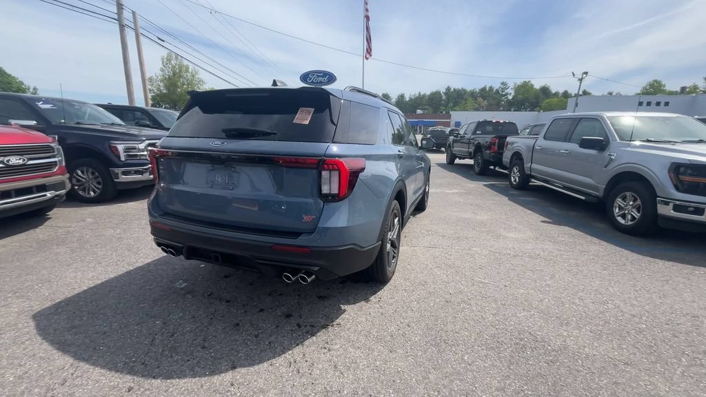 Certified 2025 Ford Explorer ST AWD/4WD image 19