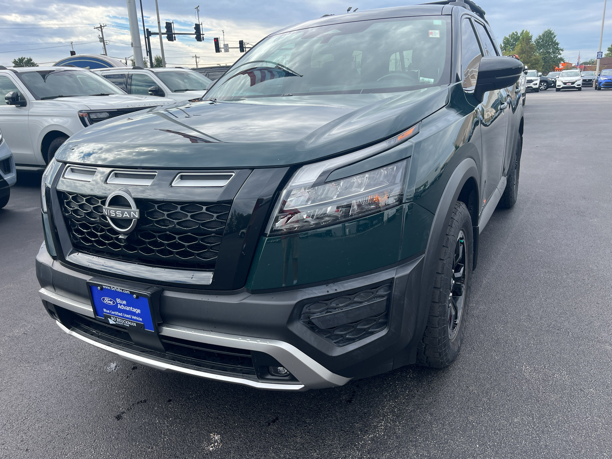 Used 2023 Nissan Pathfinder Rock Creek AWD/4WD image 3