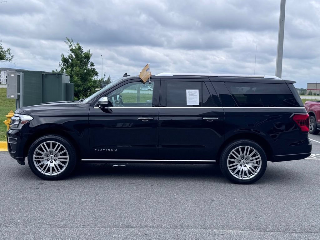 Certified 2023 Ford Expedition Max Platinum AWD/4WD image 3