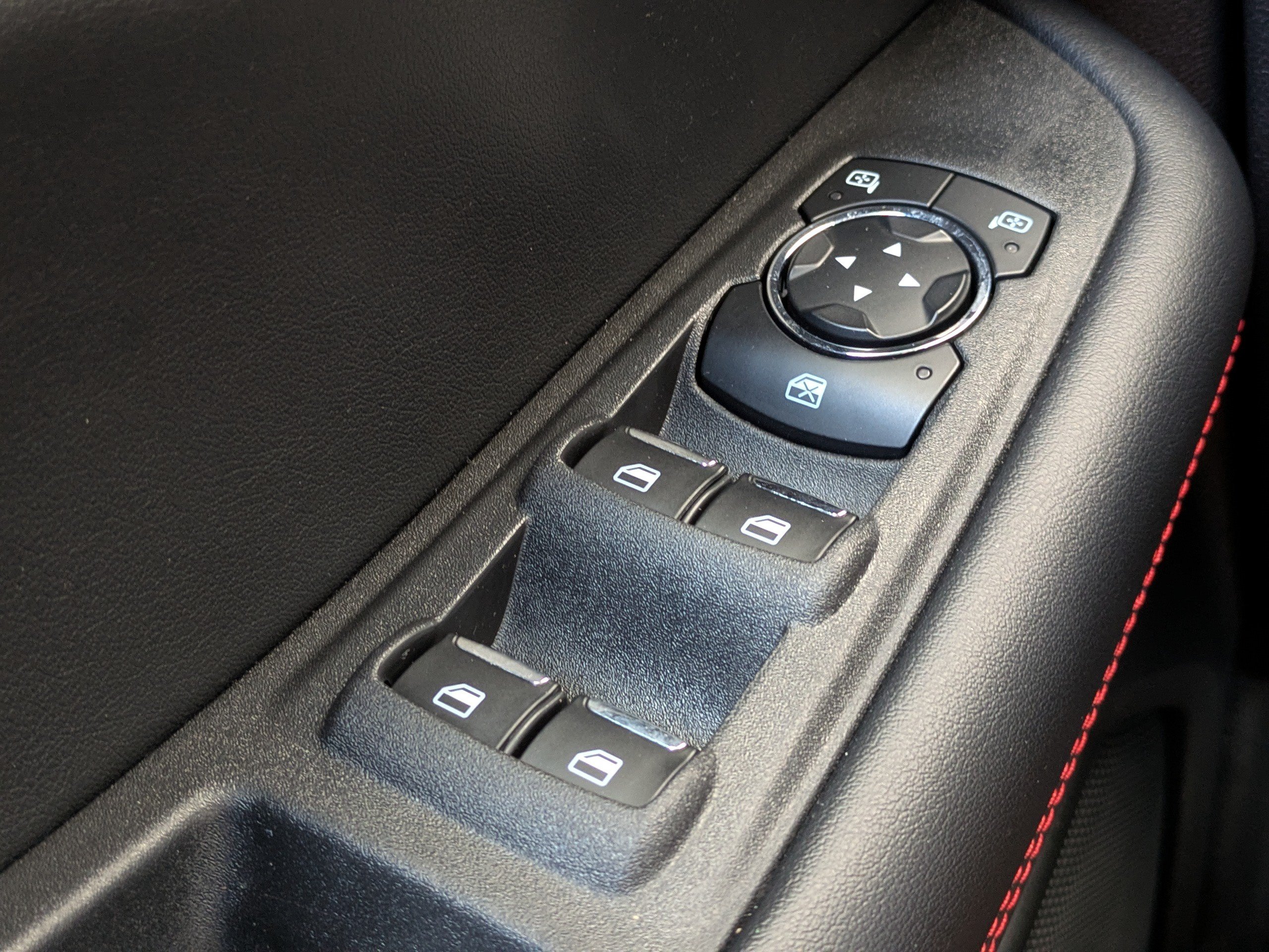 Certified 2024 Ford Edge ST-Line AWD/4WD image 25