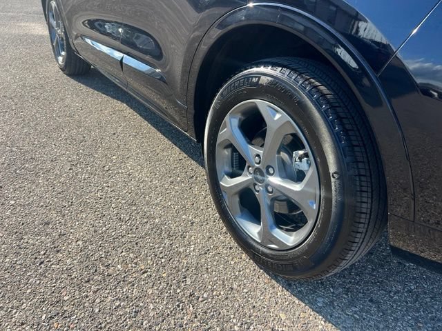 Certified 2024 Ford Escape ST-Line w/ Tech Pack #1 AWD/4WD image 24