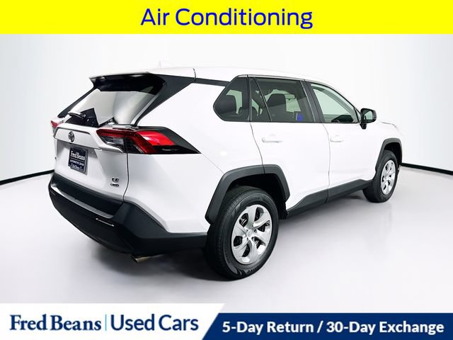 Used 2023 Toyota RAV4 LE AWD/4WD image 9