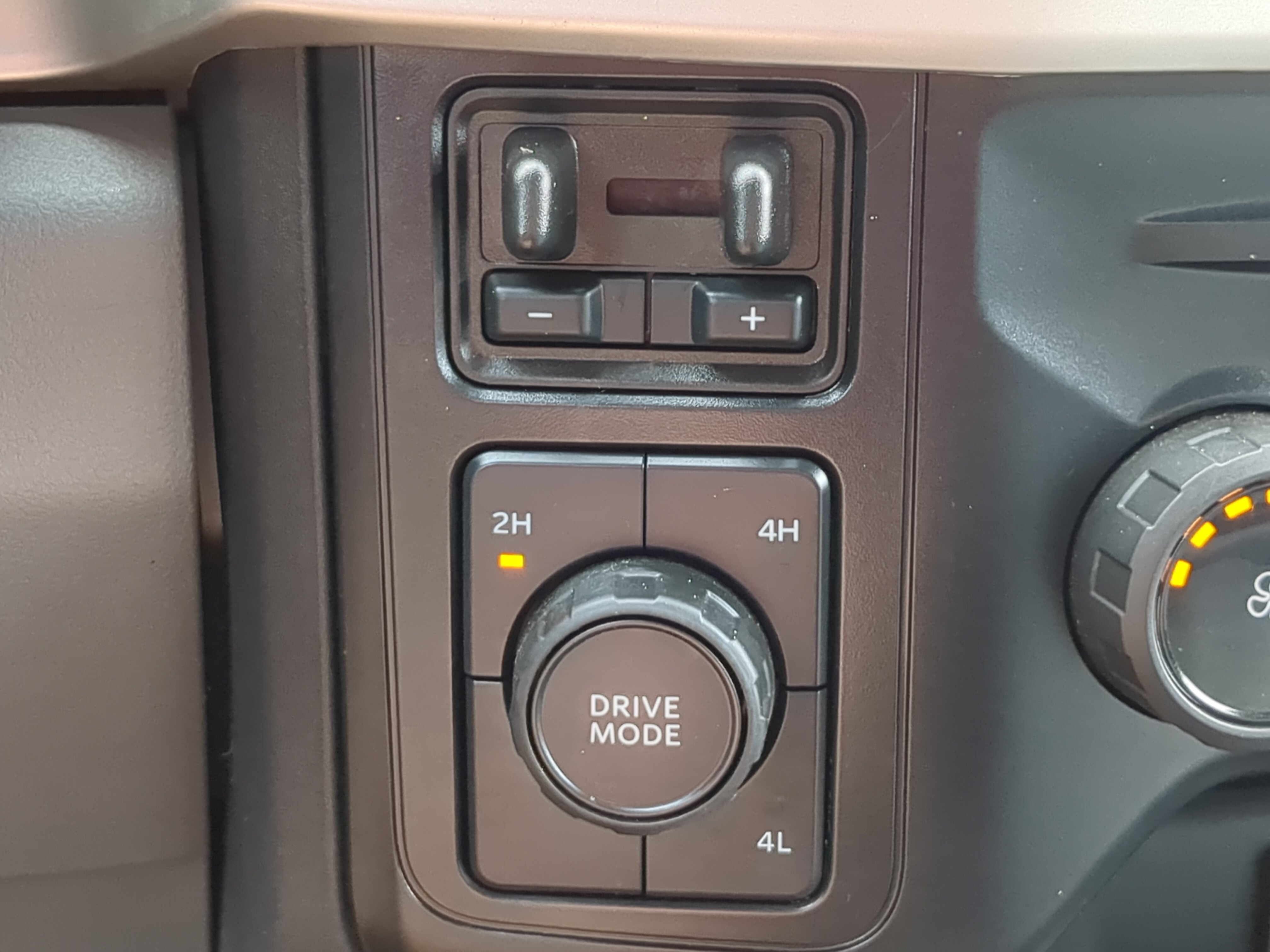 Certified 2025 Ford F350 XL w/ 360-Degree Camera Package AWD/4WD image 20