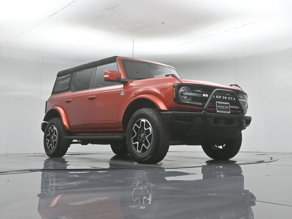 Certified 2024 Ford Bronco Outer Banks AWD/4WD image 48
