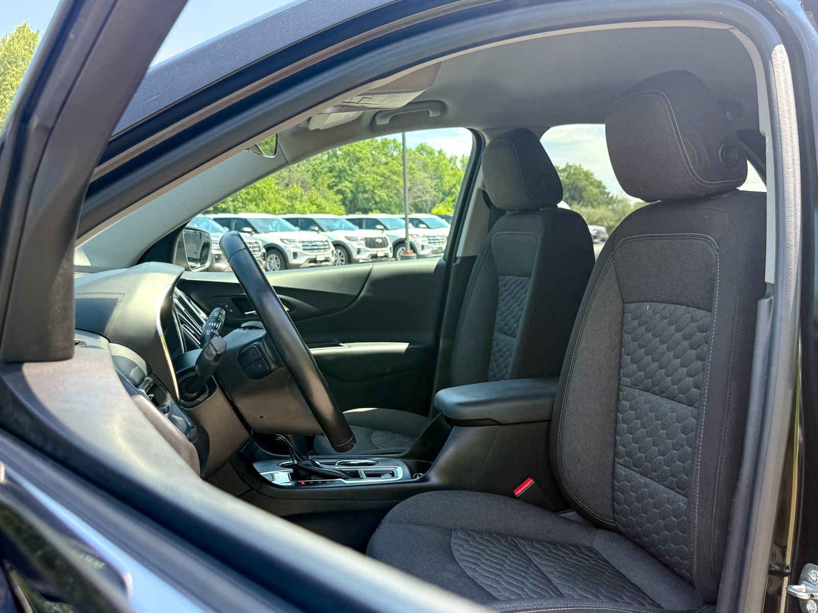 Used 2019 Chevrolet Equinox LT AWD/4WD image 16