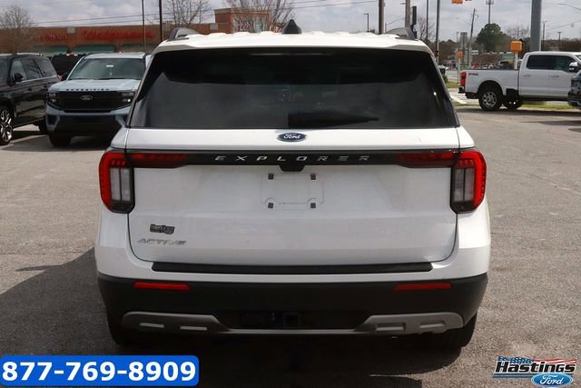 Certified 2025 Ford Explorer Active w/ Active Comfort Package image 6