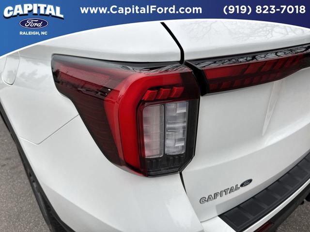 Certified 2025 Ford Explorer ST-Line w/ Premium Package image 15