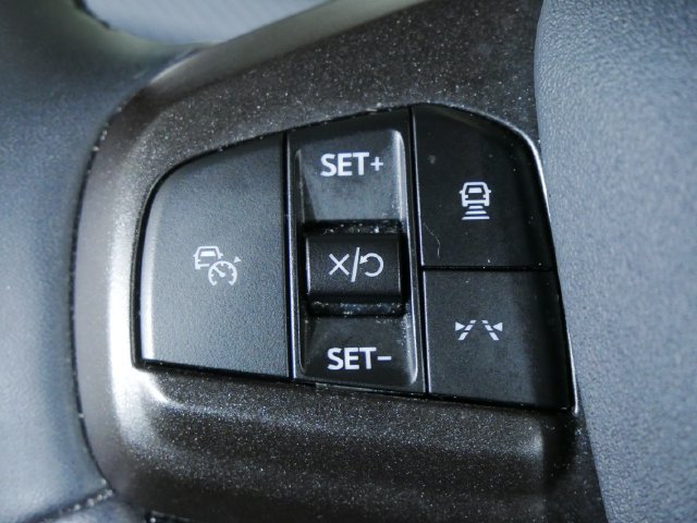 Certified 2024 Ford Mustang Mach-E Premium AWD/4WD image 28