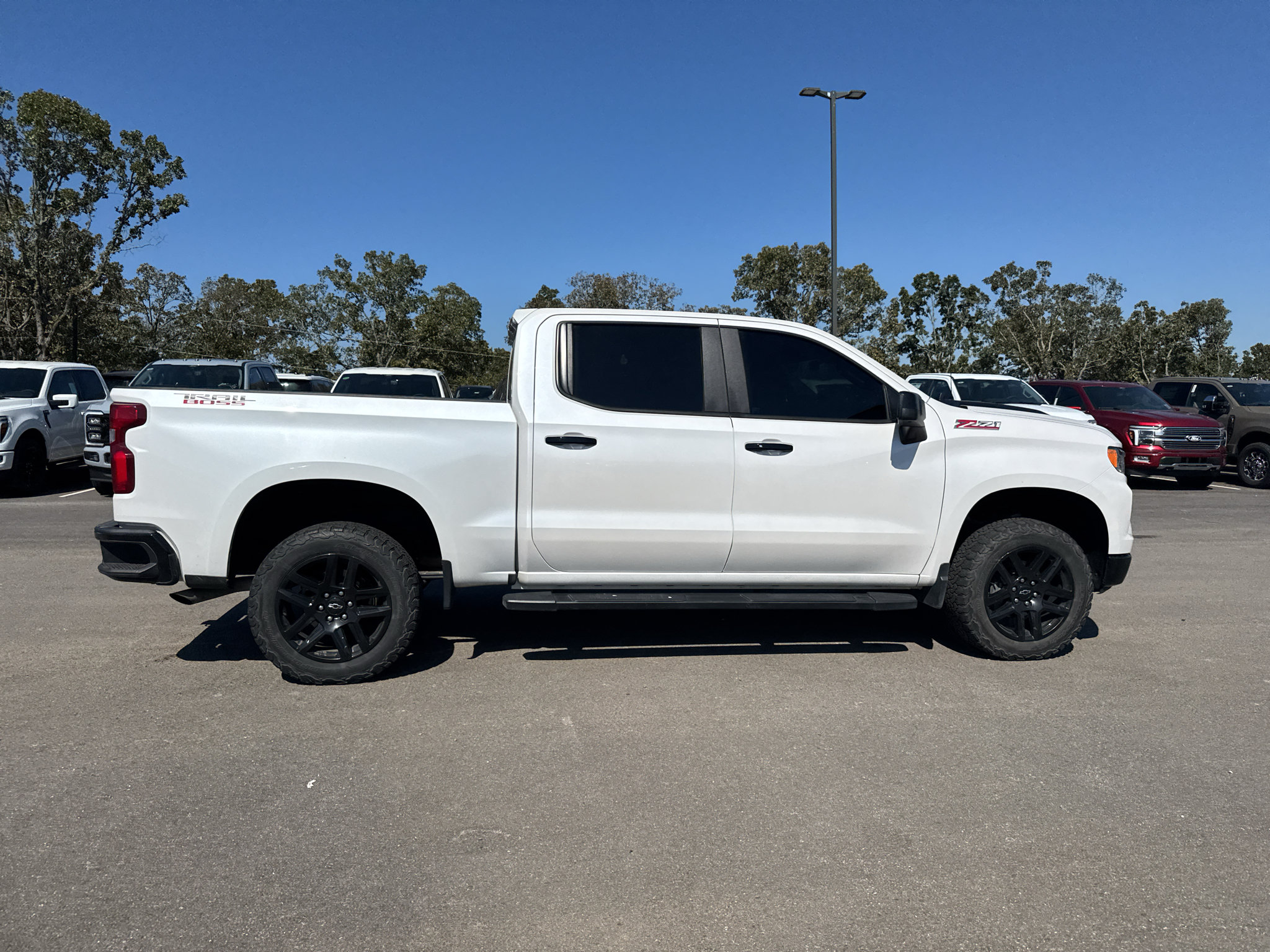 Used 2023 Chevrolet Silverado 1500 LT Trail Boss w/ Protection Package AWD/4WD image 7