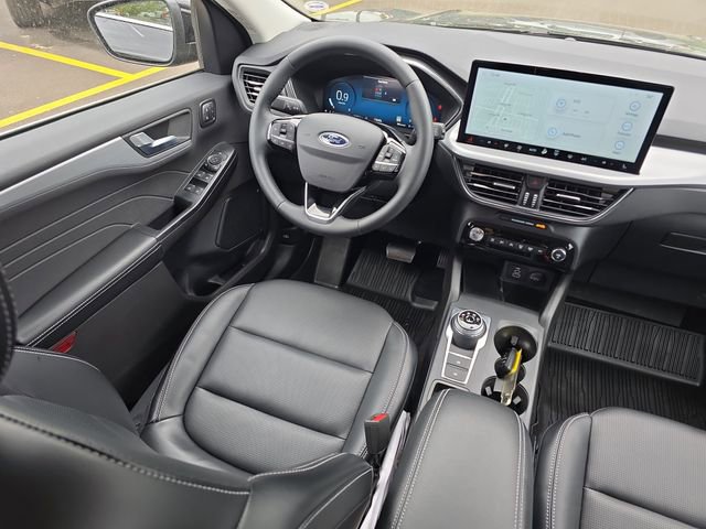 Certified 2024 Ford Escape Platinum AWD/4WD image 33