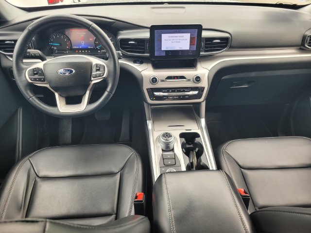 Certified 2023 Ford Explorer XLT w/ Equipment Group 202A AWD/4WD image 14