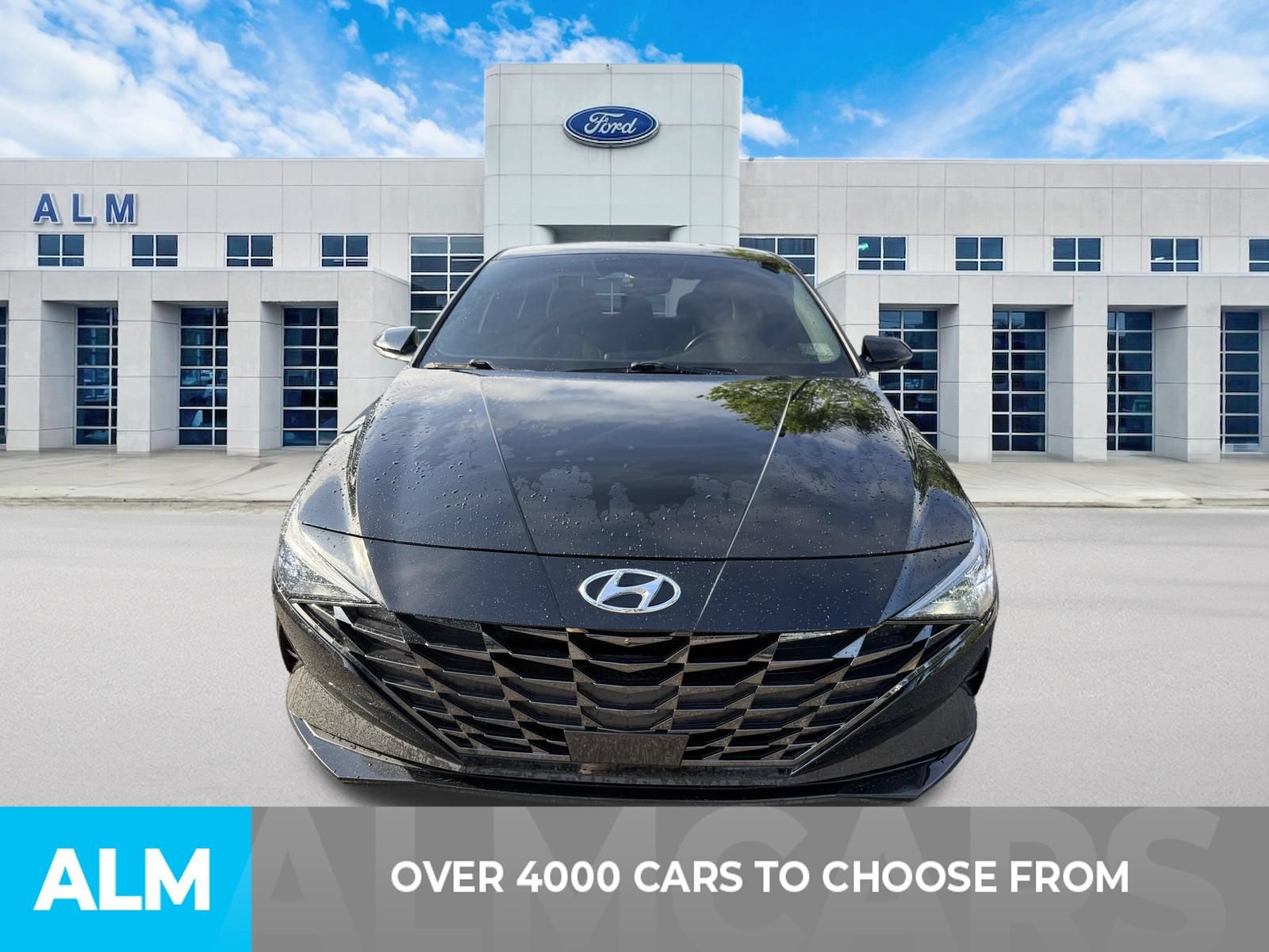 Used 2021 Hyundai Elantra Limited w/ Cargo Package FWD video 2