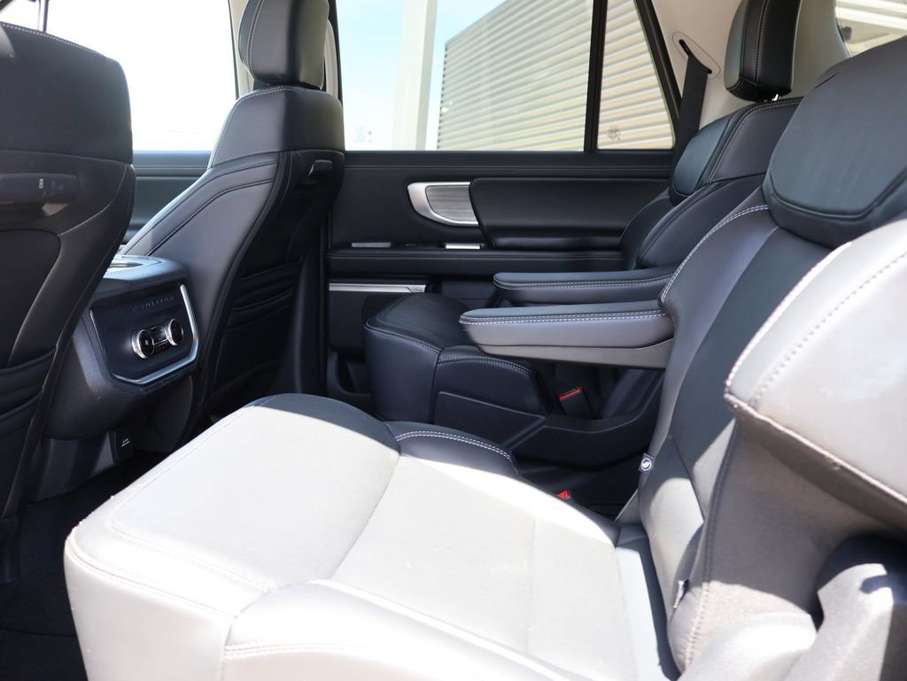 Certified 2025 Ford Expedition Max Platinum AWD/4WD image 20