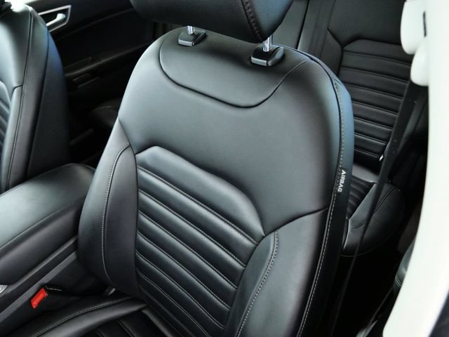 Certified 2024 Ford Edge SEL w/ Convenience Package AWD/4WD image 18