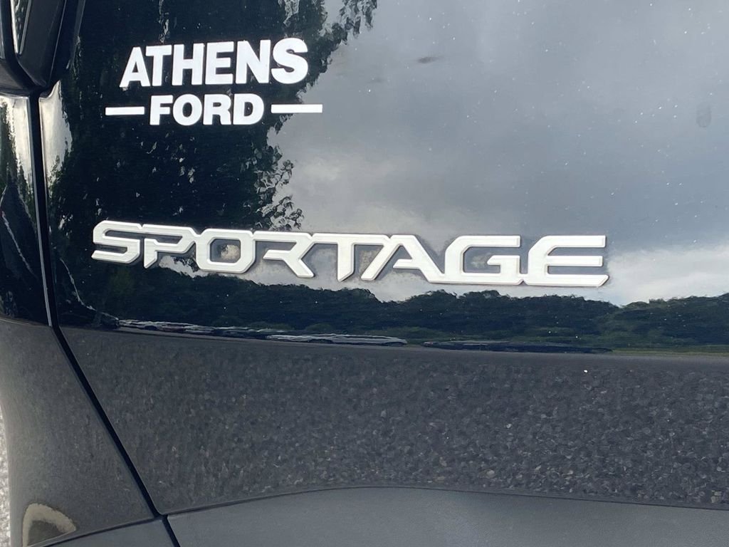 Used 2023 Kia Sportage X-Line w/ X-Line Premium Package AWD/4WD image 5
