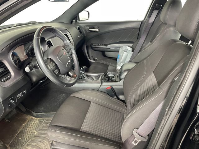 Used 2023 Dodge Charger SXT w/ Blacktop Package RWD image 2