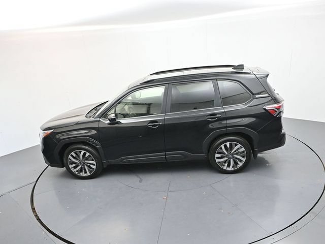 Used 2025 Subaru Forester Touring w/ Popular Package - Touring AWD/4WD image 22