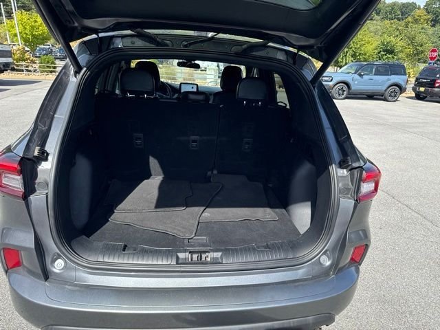 Certified 2024 Ford Escape ST-Line AWD/4WD image 14