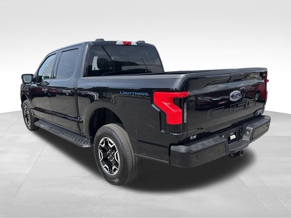 Certified 2023 Ford F150 Lightning XLT AWD/4WD image 3