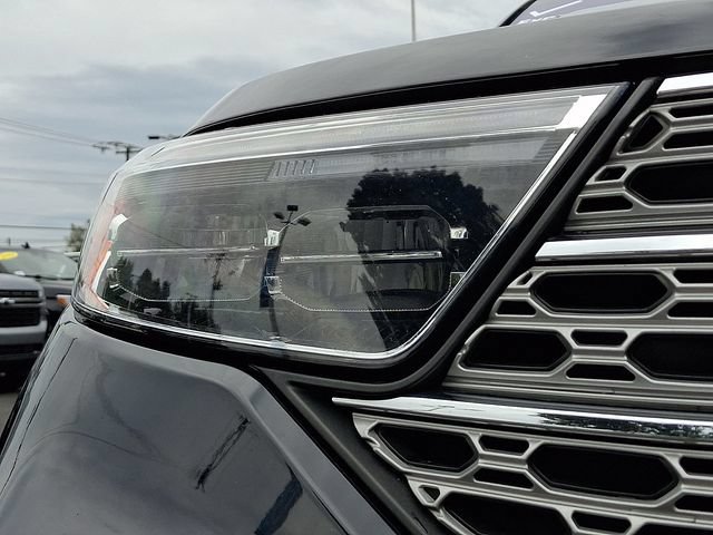 Certified 2023 Ford Explorer Limited w/ Limited Technology Package AWD/4WD image 10