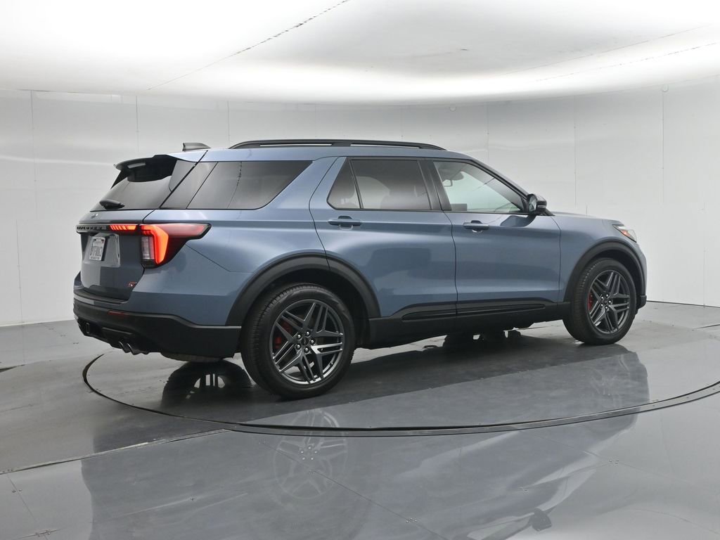 Certified 2025 Ford Explorer ST w/ Sun And Sound Package AWD/4WD image 33