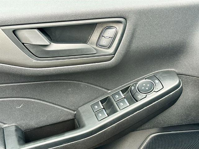 Certified 2025 Ford Escape Active AWD/4WD image 15
