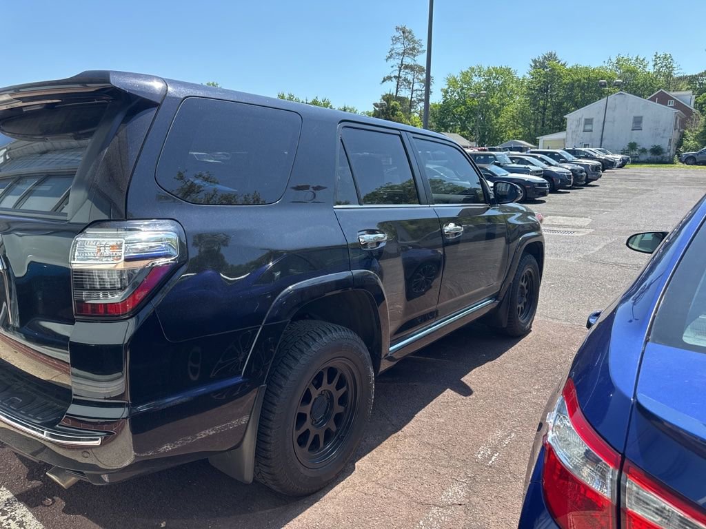 Used 2022 Toyota 4Runner Limited AWD/4WD image 4