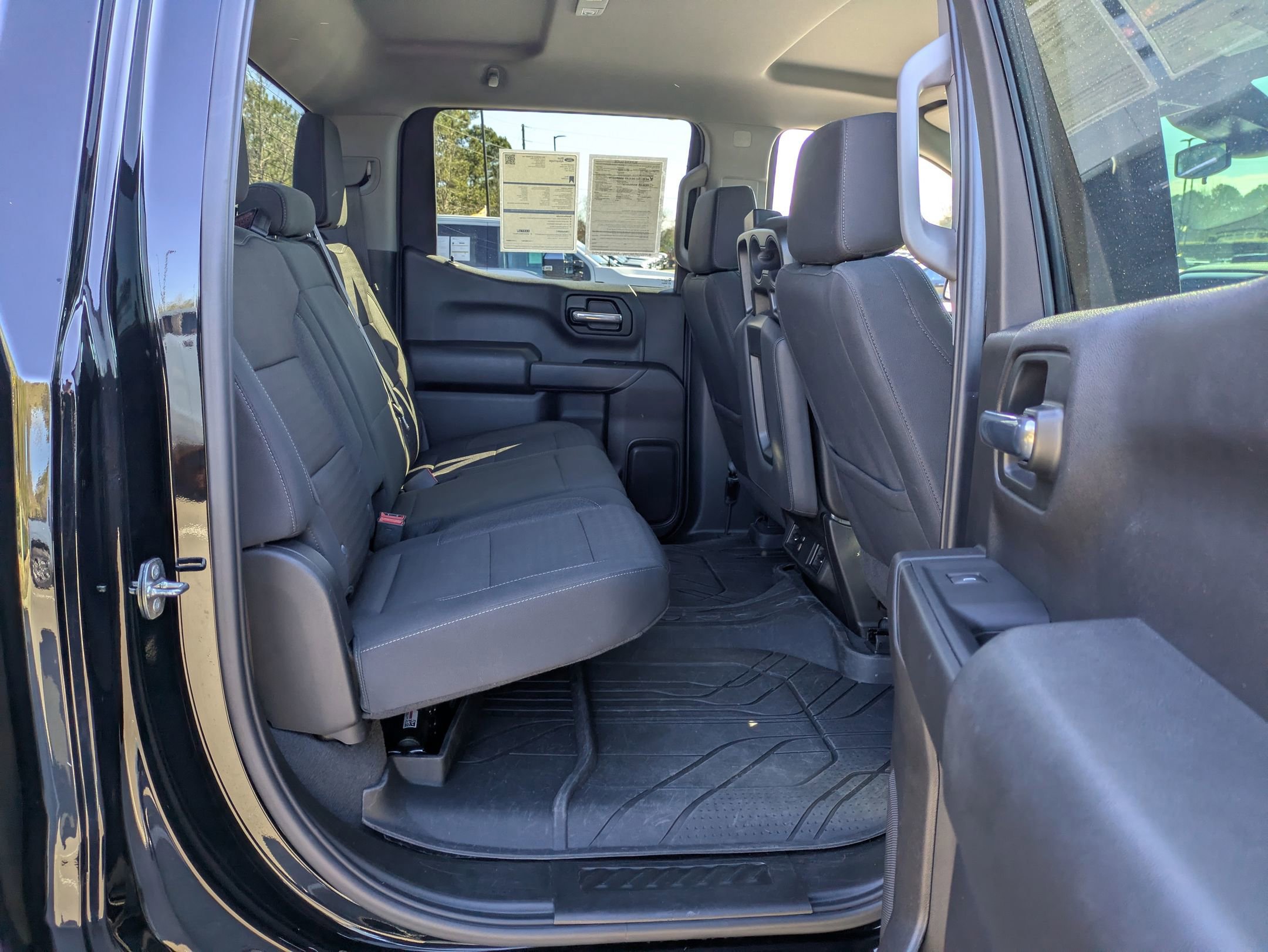 Used 2024 Chevrolet Silverado 1500 Custom image 34