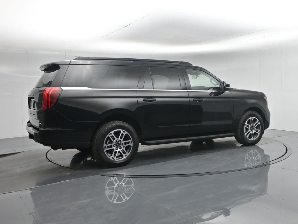 Certified 2025 Ford Expedition Max Active image 11