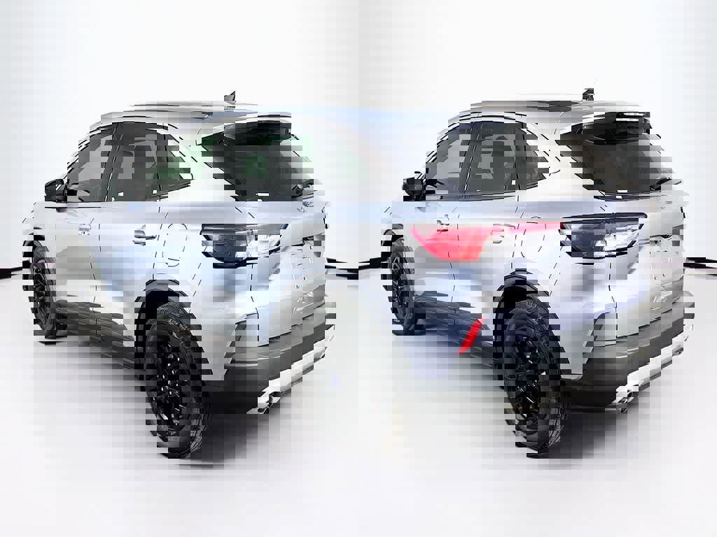 Certified 2022 Ford Escape SE w/ Convenience Package image 3