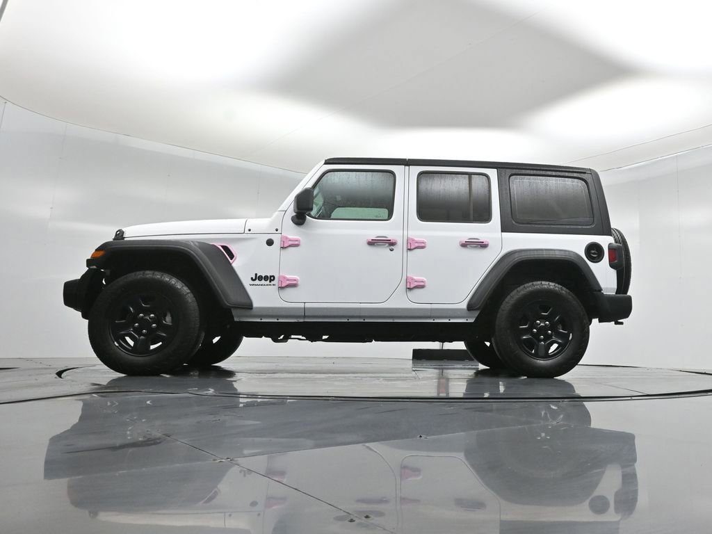 Used 2025 Jeep Wrangler Sport image 23