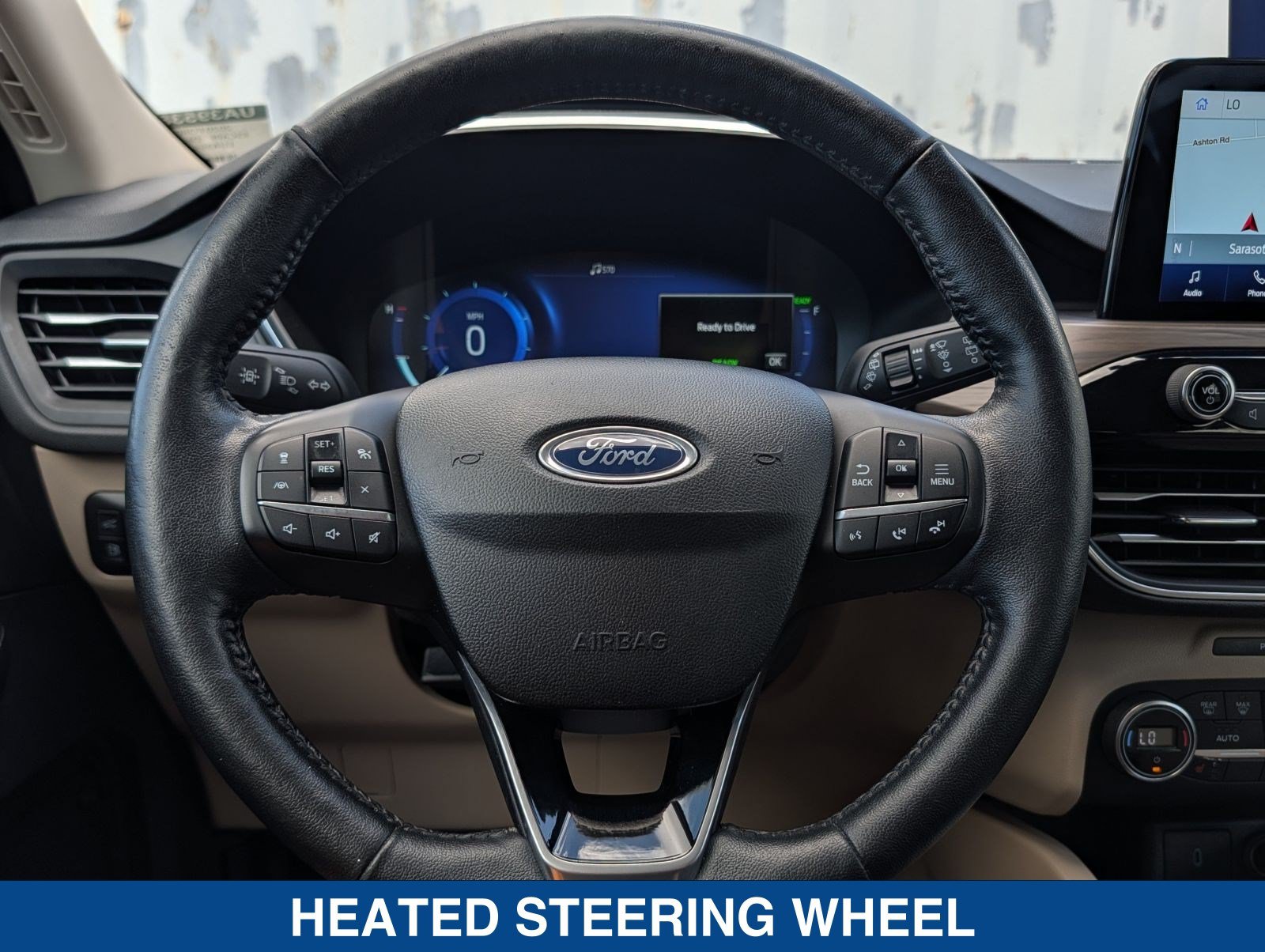 Certified 2020 Ford Escape Titanium FWD image 28