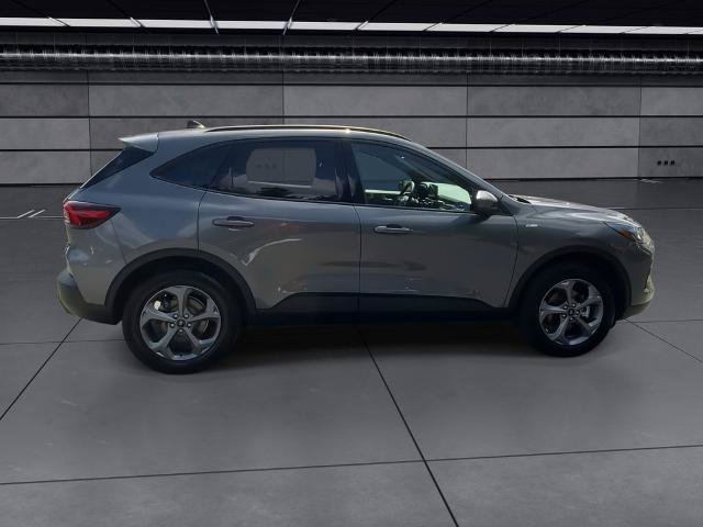 Certified 2025 Ford Escape ST-Line Select AWD/4WD image 15