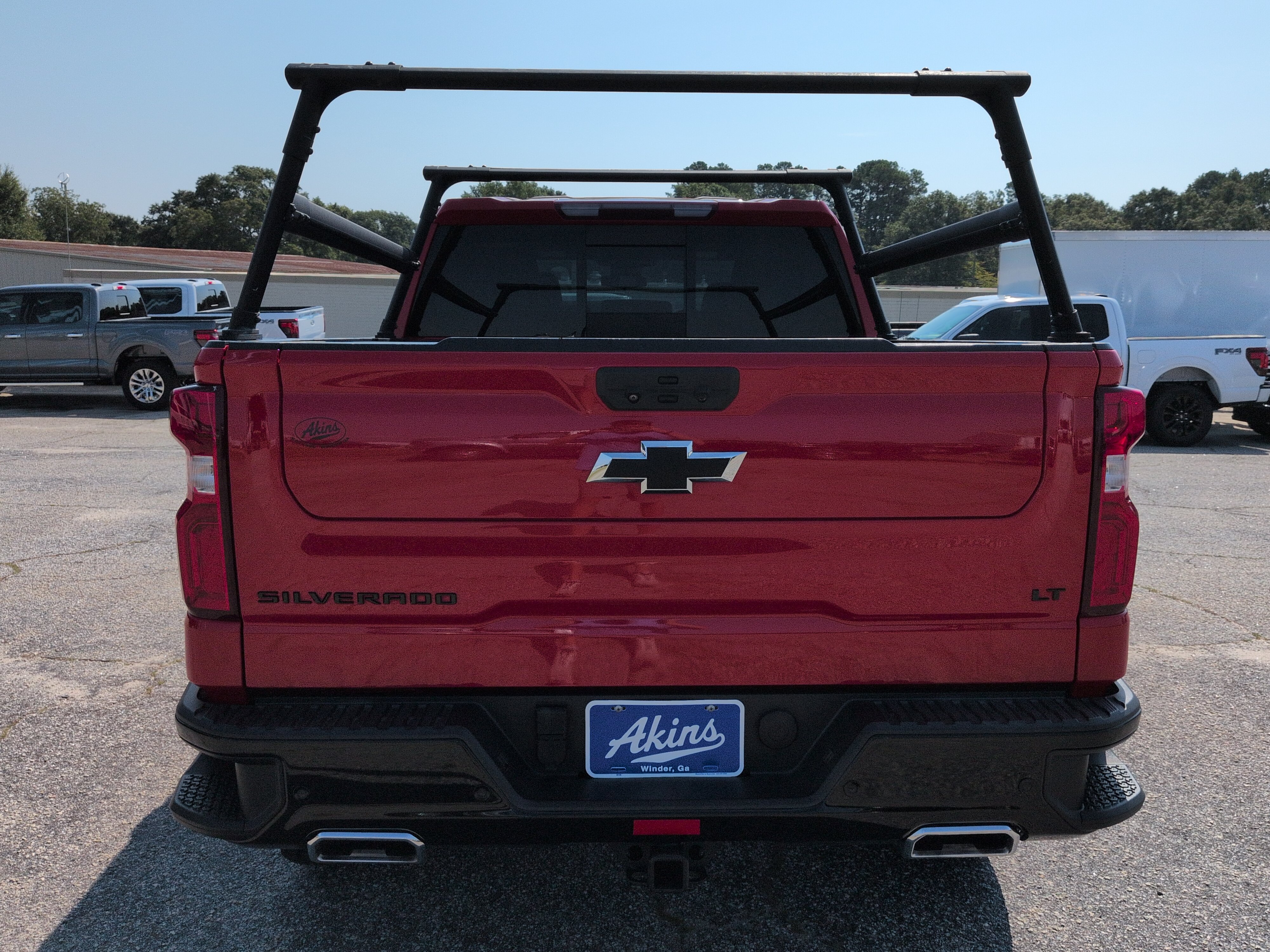 Used 2022 Chevrolet Silverado 1500 LT Trail Boss w/ LT Trail Boss Premium Package AWD/4WD image 4