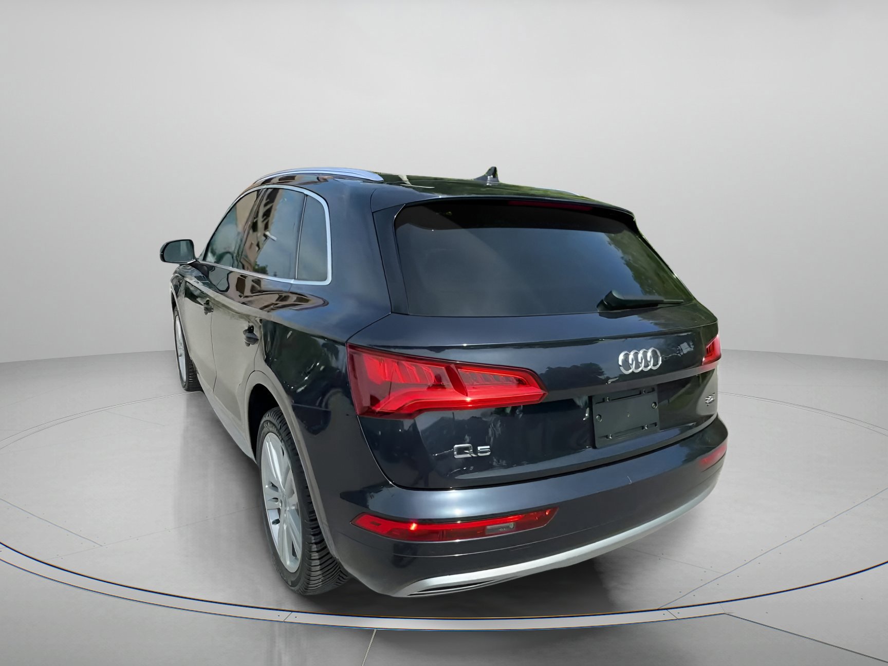 Used 2018 Audi Q5 2.0T Premium Plus w/ Premium Plus Package image 16