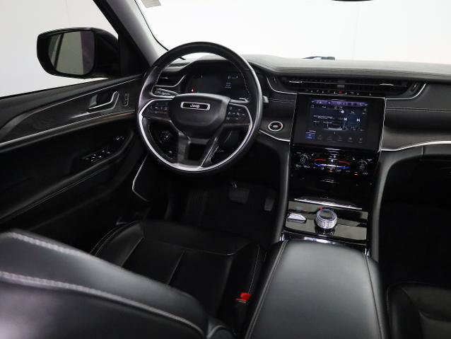 Used 2022 Jeep Grand Cherokee L Limited AWD/4WD image 15