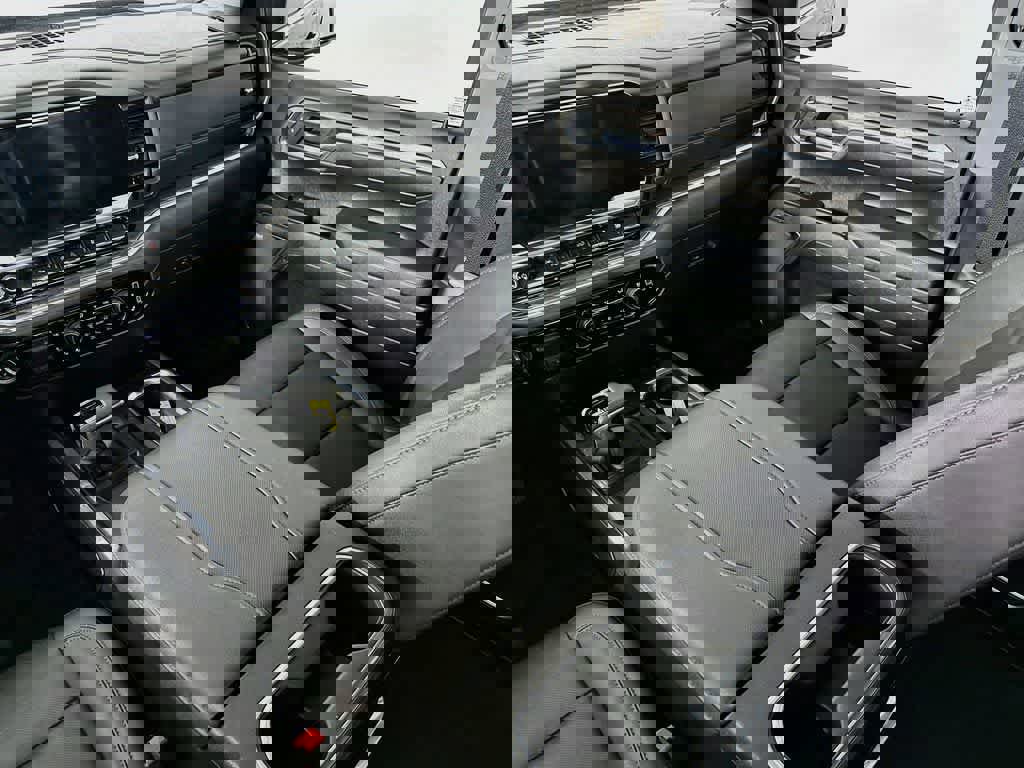 Used 2023 Chevrolet Silverado 1500 LTZ w/ LTZ Premium Package image 14