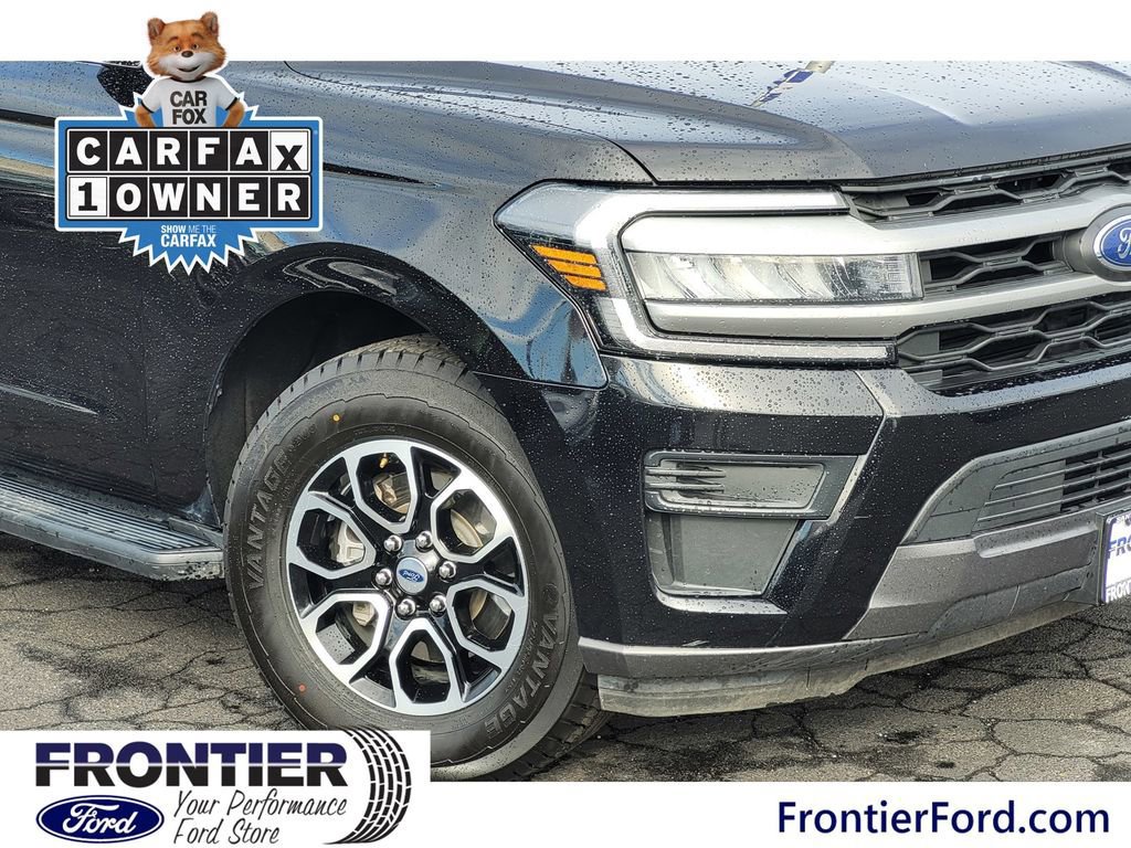 Certified 2024 Ford Expedition XLT image 6